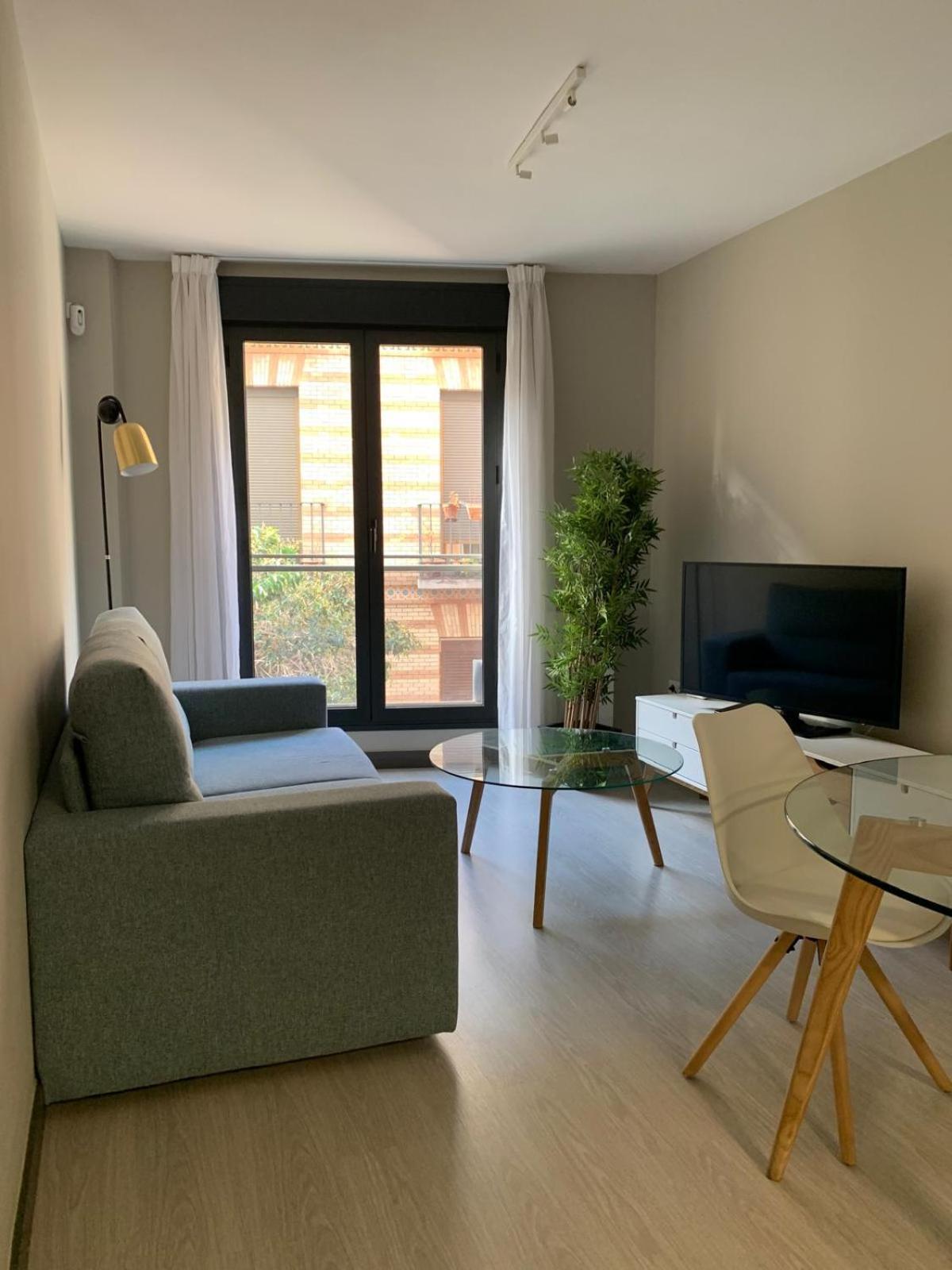 Eh - Apartamentos Heroismo 萨拉戈萨 外观 照片